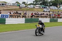 Vintage-motorcycle-club;eventdigitalimages;mallory-park;mallory-park-trackday-photographs;no-limits-trackdays;peter-wileman-photography;trackday-digital-images;trackday-photos;vmcc-festival-1000-bikes-photographs